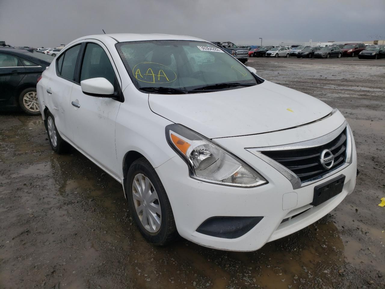 NISSAN VERSA S 2016 with VIN 3N1CN7AP8GL825304 - Photo from auction