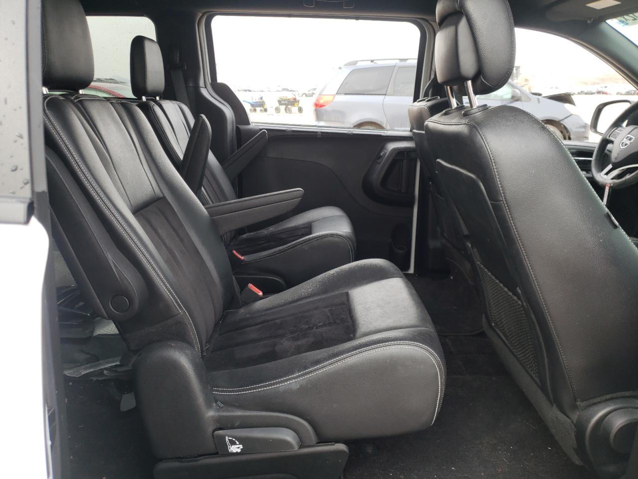 Photo 6 from auction – 2018 DODGE GRAND CARA with VIN 2C4RDGCG5JR136547