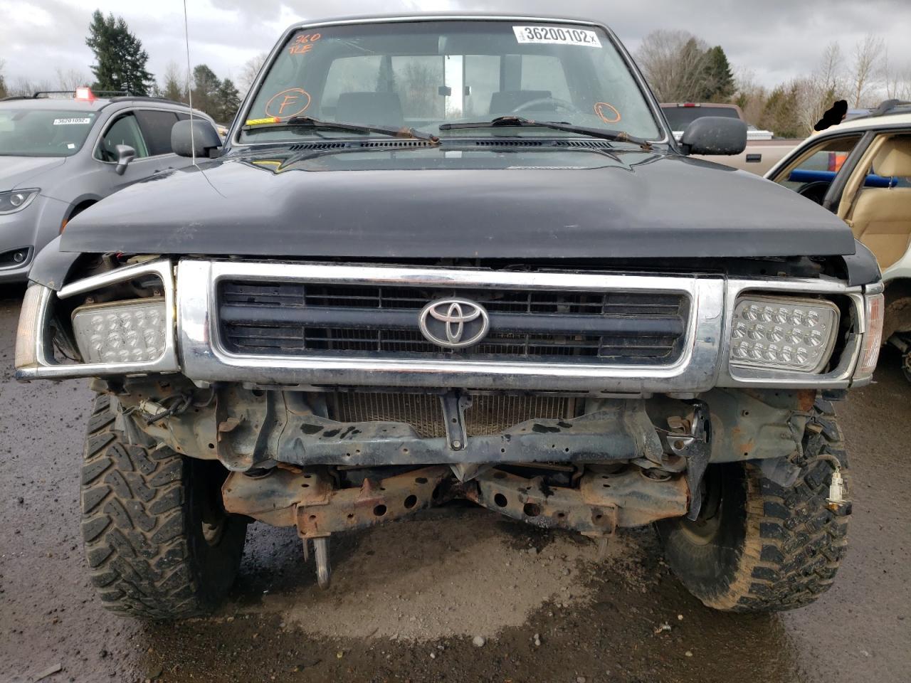 Photo 9 from auction – 1994 TOYOTA PICKUP 1/2 with VIN 4TARN01P2RZ241003