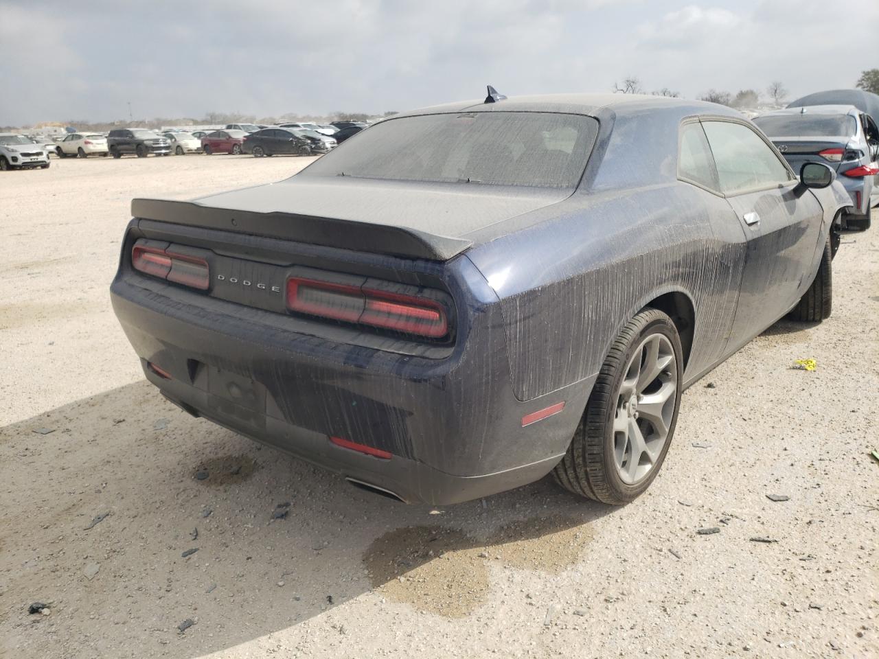Photo 4 from auction – 2017 DODGE CHALLENGER with VIN 2C3CDZAG1HH554631