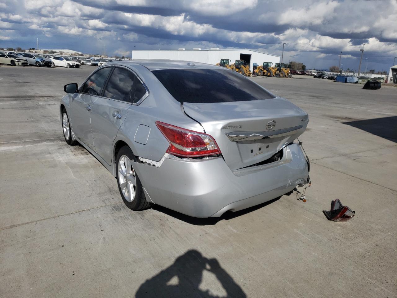 Photo 3 from auction – 2013 NISSAN ALTIMA 2.5 with VIN 1N4AL3AP0DC100568