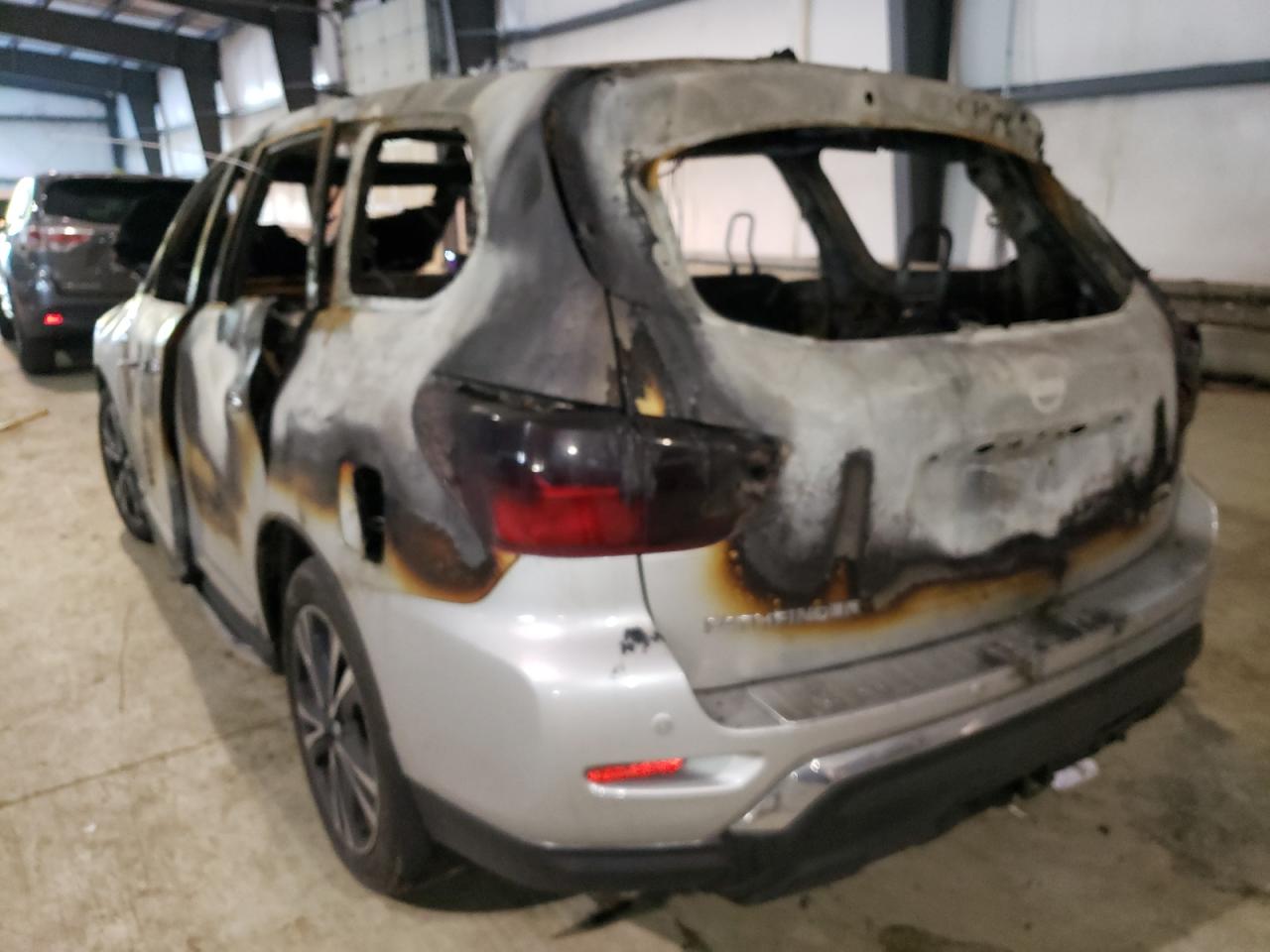Photo 3 from auction – 2020 NISSAN PATHFINDER with VIN 5N1DR2DM2LC645120