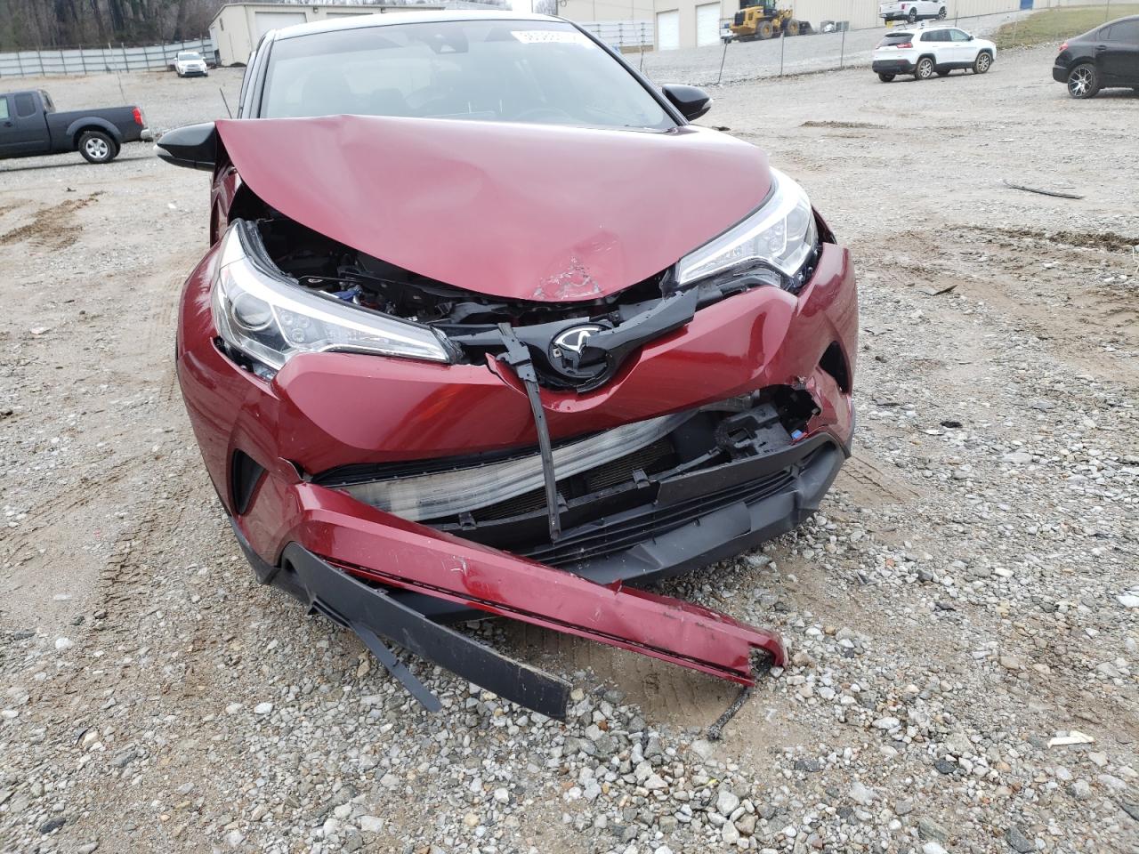 Photo 9 from auction – 2019 TOYOTA C-HR XLE with VIN NMTKHMBX2KR076871