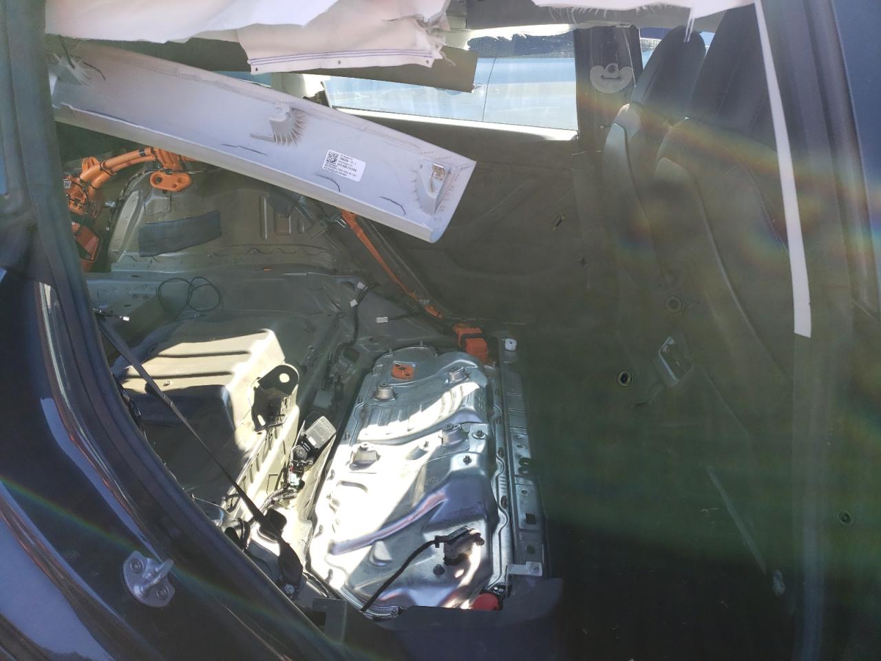 Photo 6 from auction – 2018 TESLA MODEL 3 with VIN 5YJ3E1EB8JF068693