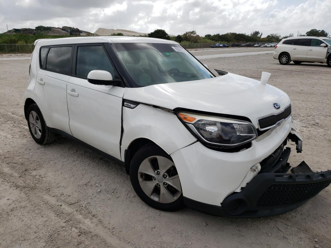 KIA SOUL 2015 with VIN KNDJN2A24F7778416 - Photo from auction