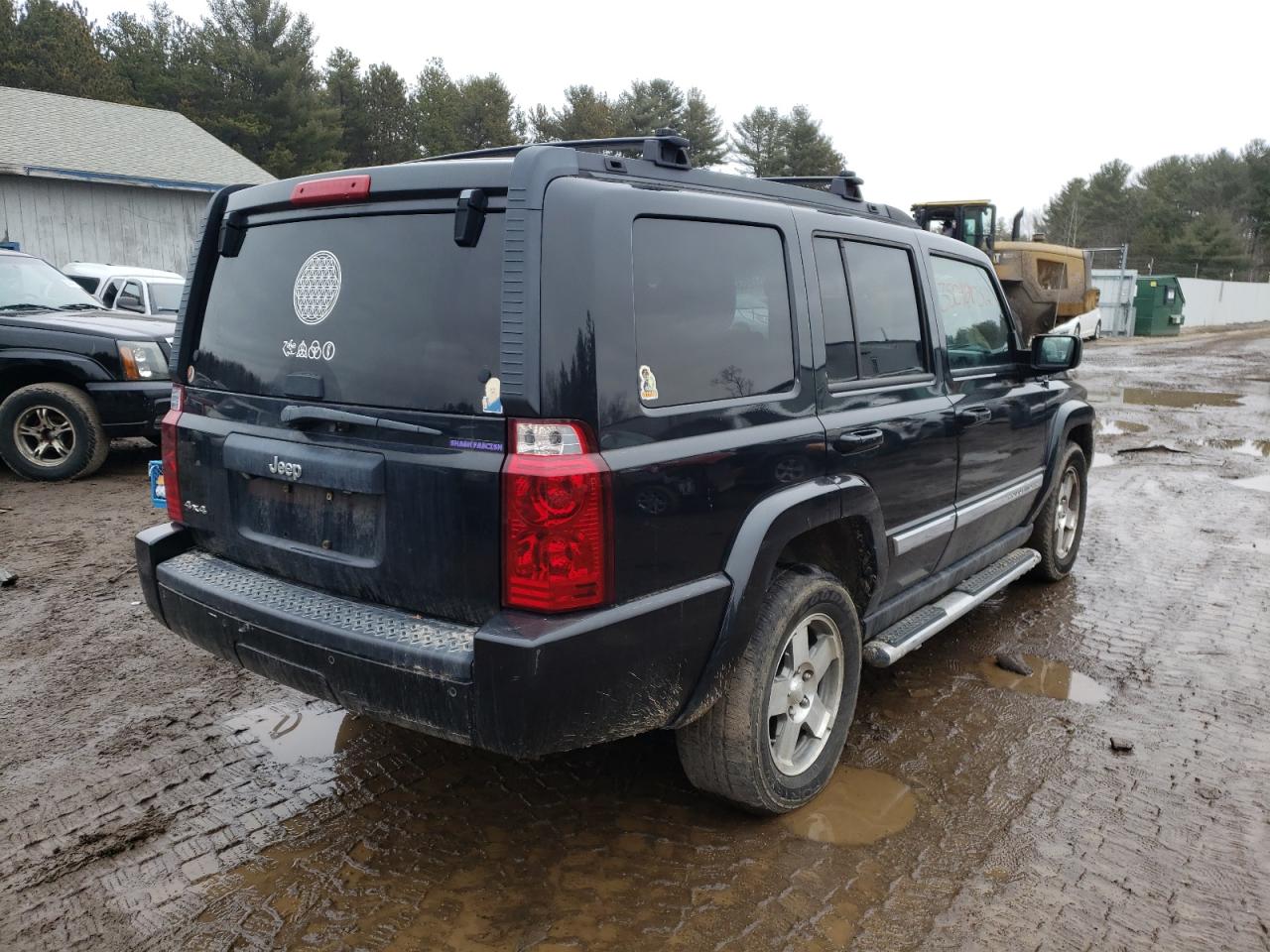 Photo 4 from auction – 2010 JEEP COMMANDER with VIN 1J4RG4GK6AC110031