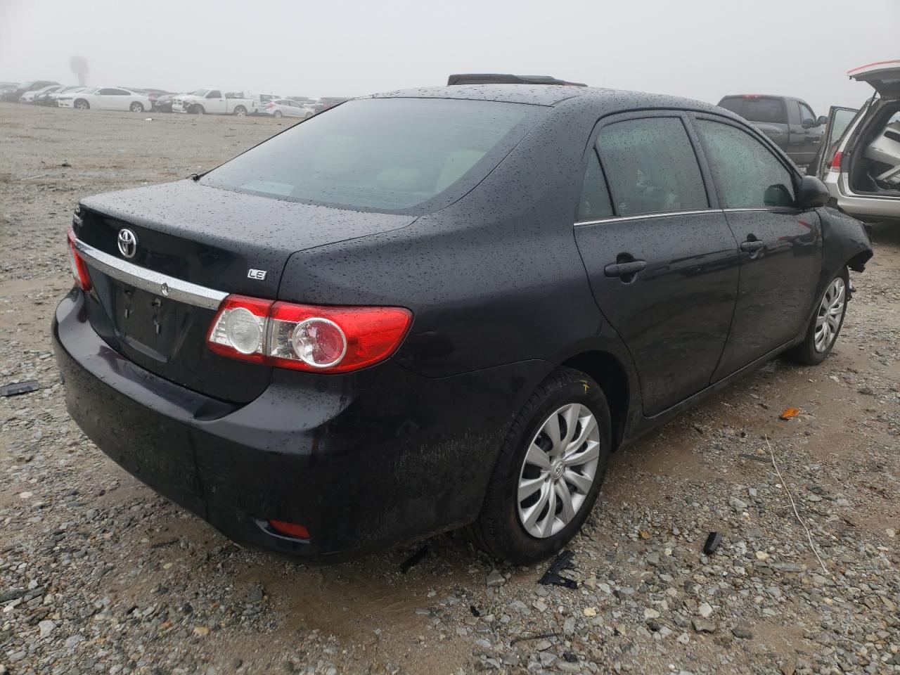 Photo 4 from auction – 2013 TOYOTA COROLLA with VIN 5YFBU4EE4DP186601