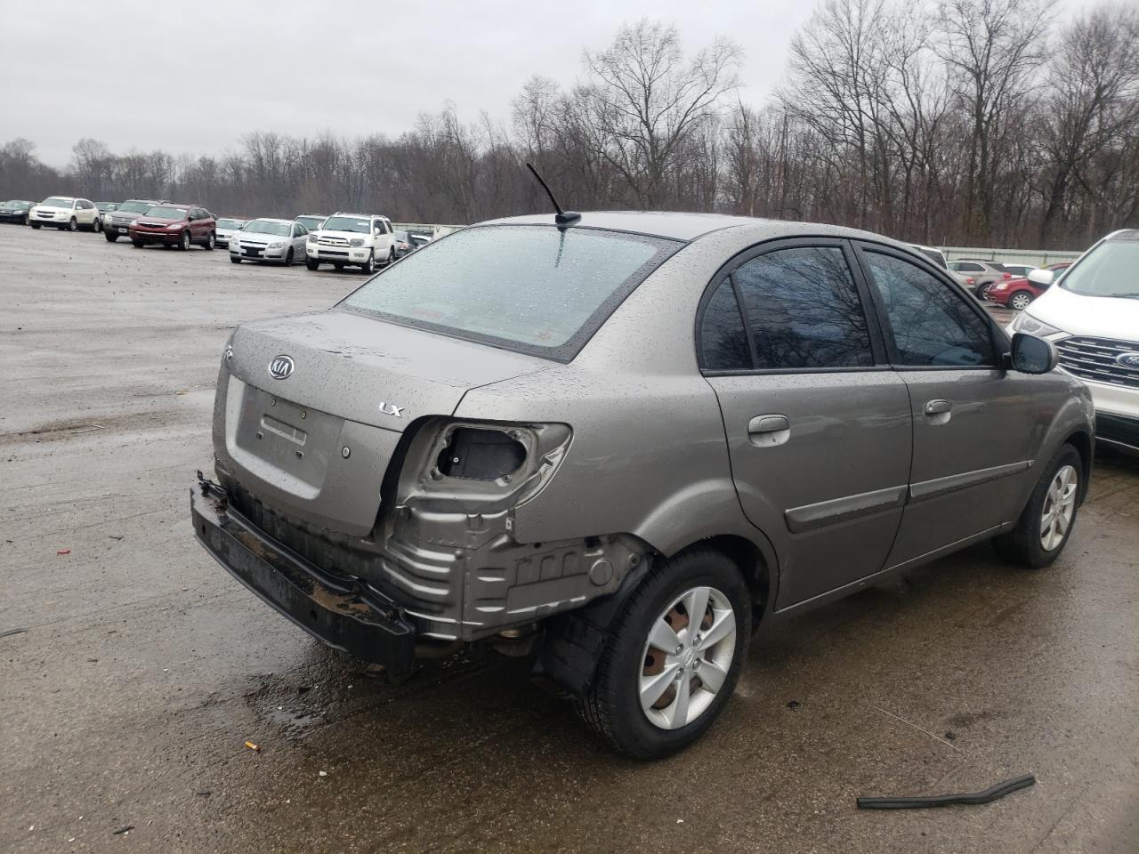 Photo 4 from auction – 2011 KIA RIO BASE with VIN KNADH4A38B6731217
