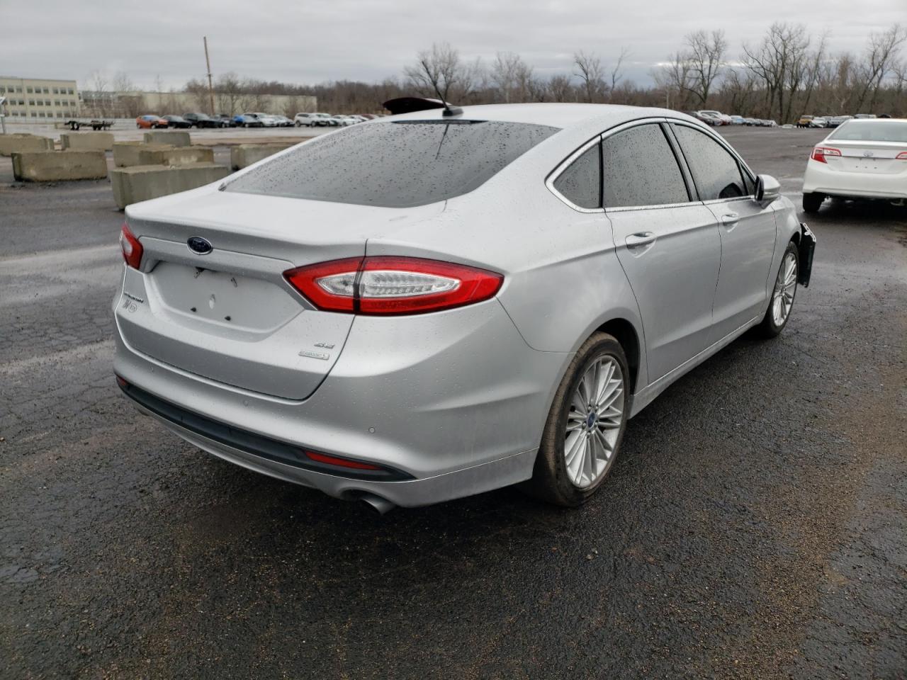 Photo 4 from auction – 2016 FORD FUSION SE with VIN 3FA6P0HD4GR265310