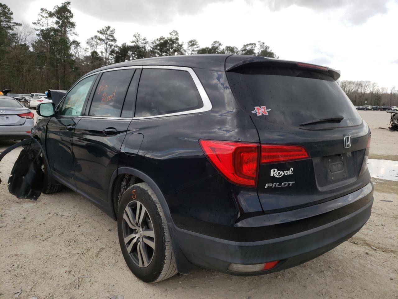 Photo 3 from auction – 2016 HONDA PILOT EXL with VIN 5FNYF5H58GB050932