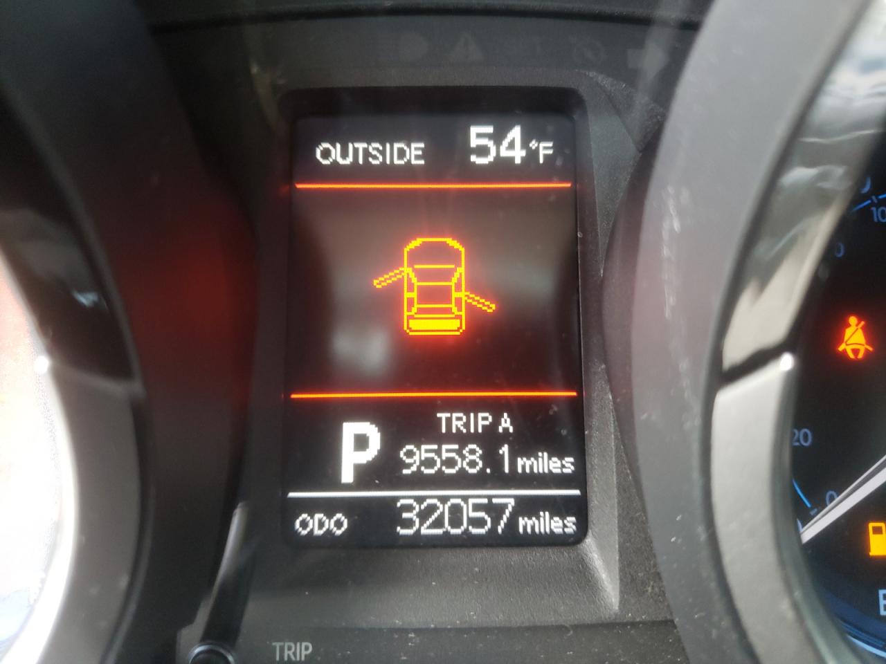 Photo 8 from auction – 2015 TOYOTA COROLLA L with VIN 5YFBURHE1FP326891