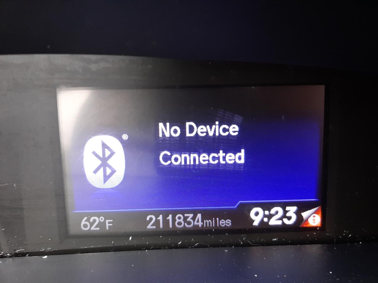 Photo 8 from auction – 2014 HONDA CIVIC LX with VIN 19XFB2F50EE020587