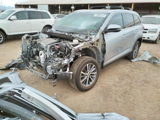 Photo 2 from auction – 2019 TOYOTA HIGHLANDER with VIN 5TDKZRFH1KS321559