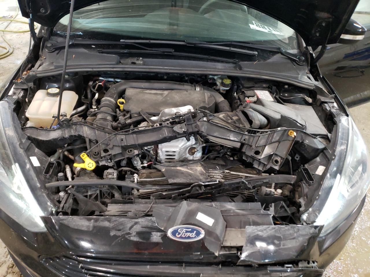 Photo 7 from auction – 2016 FORD FOCUS SE with VIN 1FADP3FE3GL225335