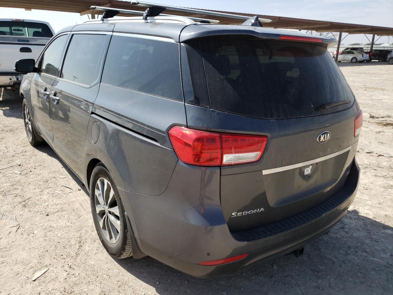 Photo 3 from auction – 2016 KIA SEDONA EX with VIN KNDMC5C15G6116456