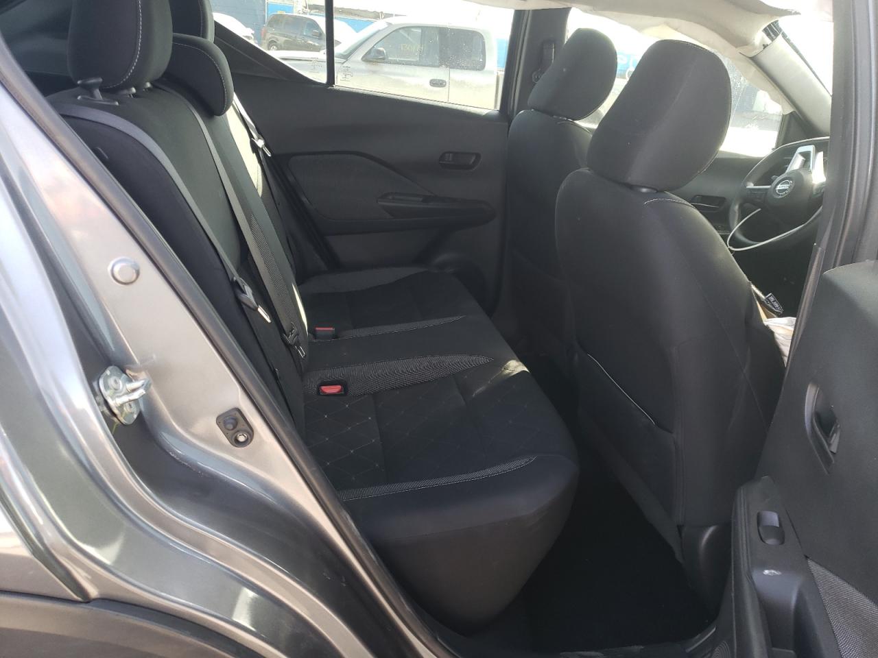 Photo 6 from auction – 2019 NISSAN KICKS S with VIN 3N1CP5CU4KL478144