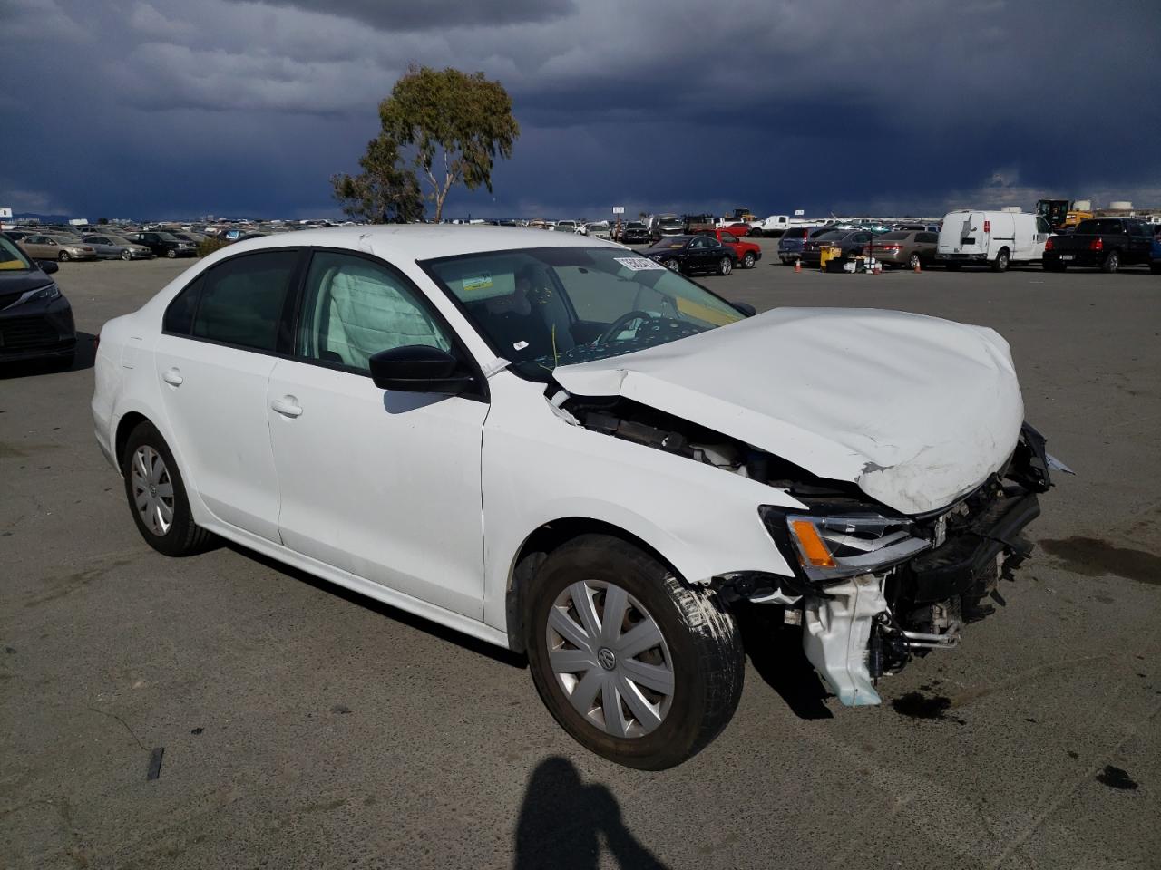 VOLKSWAGEN JETTA S 2016 with VIN 3VW267AJ4GM351070 - Photo from auction