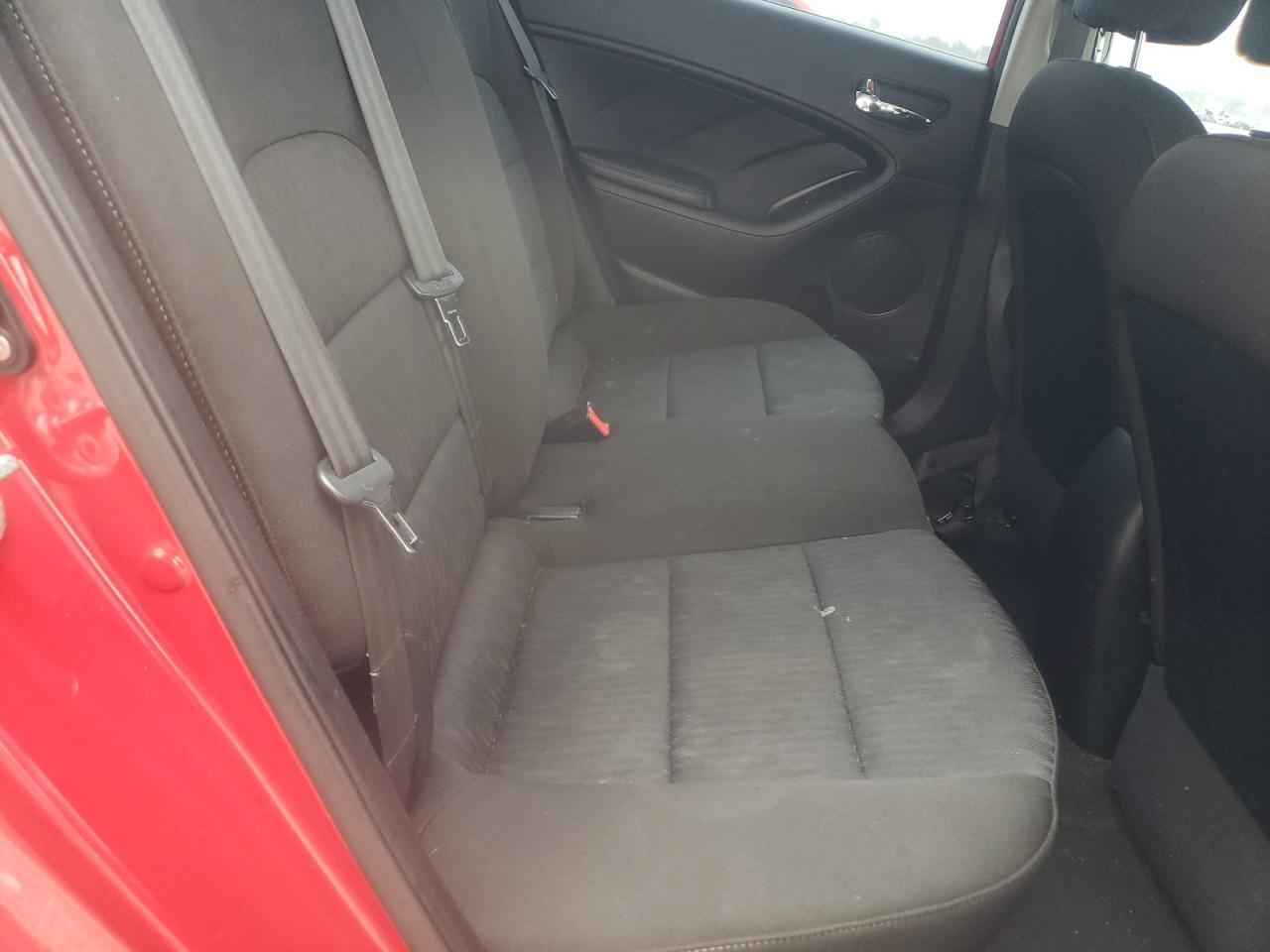 Photo 6 from auction – 2014 KIA FORTE LX with VIN KNAFK4A65E5063777