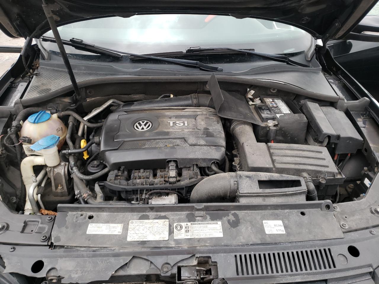 Photo 7 from auction – 2014 VOLKSWAGEN PASSAT S with VIN 1VWAT7A37EC081269