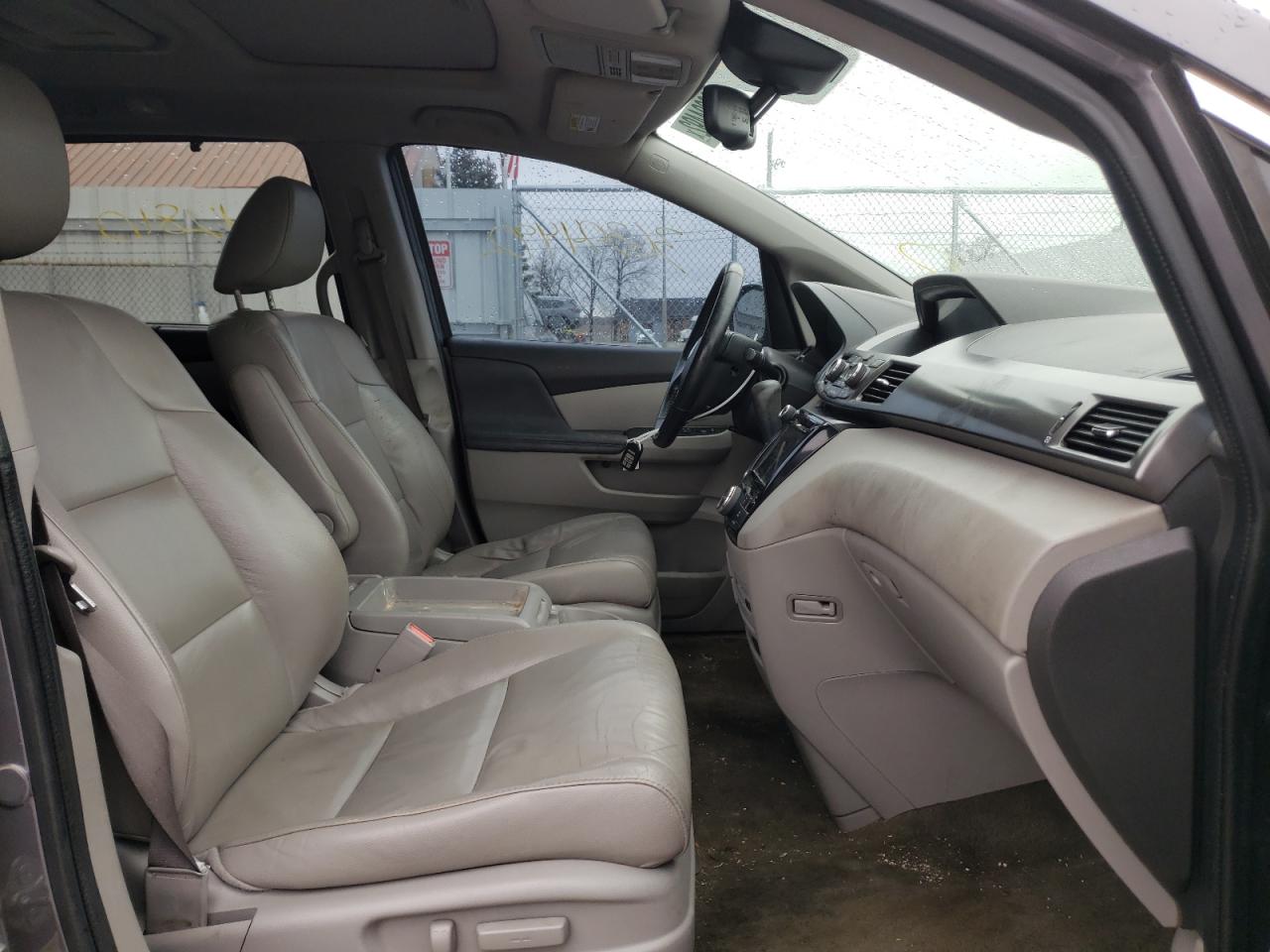 Photo 5 from auction – 2015 HONDA ODYSSEY EX with VIN 5FNRL5H64FB027460