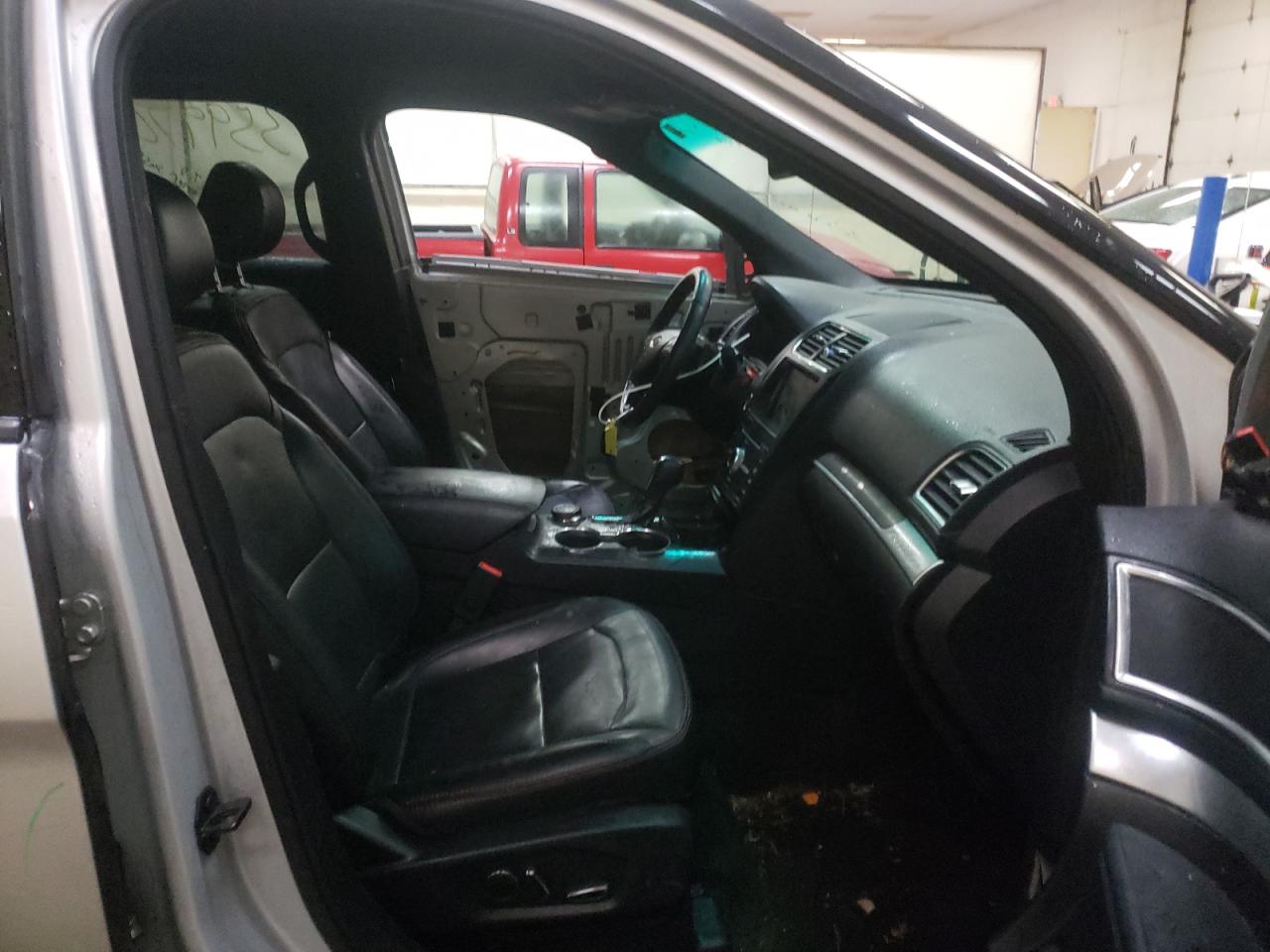 Photo 5 from auction – 2016 FORD EXPLORER S with VIN 1FM5K8GT9GGB60230