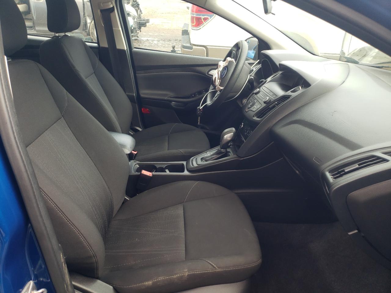 صورة رقم 5 من المزاد - 2018 FORD FOCUS SE مع VIN 1FADP3F26JL299104