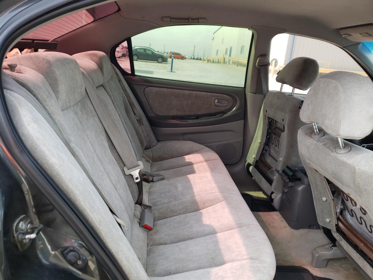 Photo 6 from auction – 2001 NISSAN MAXIMA with VIN JN1CA31D31T621281