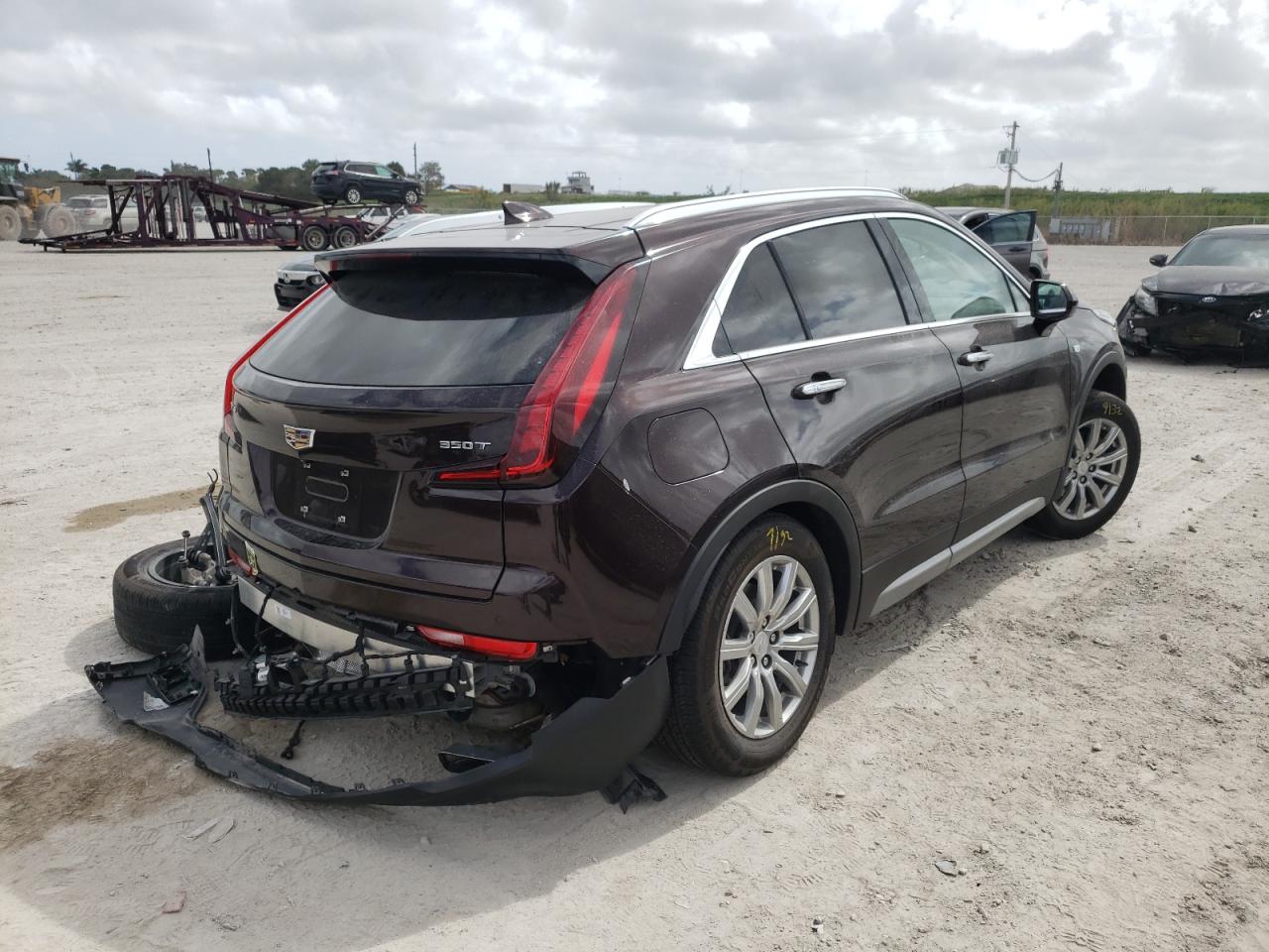 Photo 4 from auction – 2020 CADILLAC XT4 PREMIU with VIN 1GYFZCR44LF130978