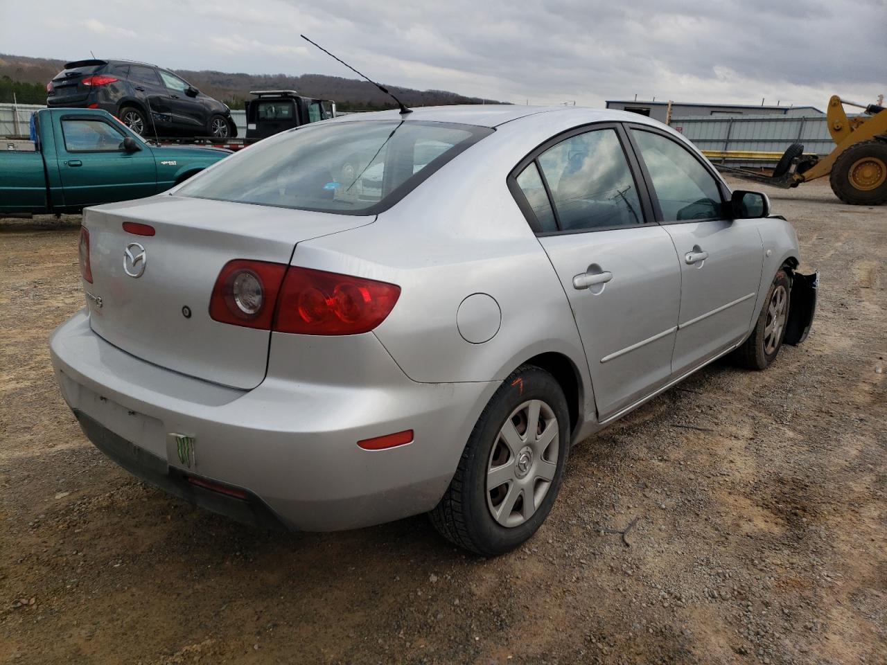 Zdjęcie 4 z aukcji – 2006 MAZDA 3 I z VIN JM1BK32F661524228