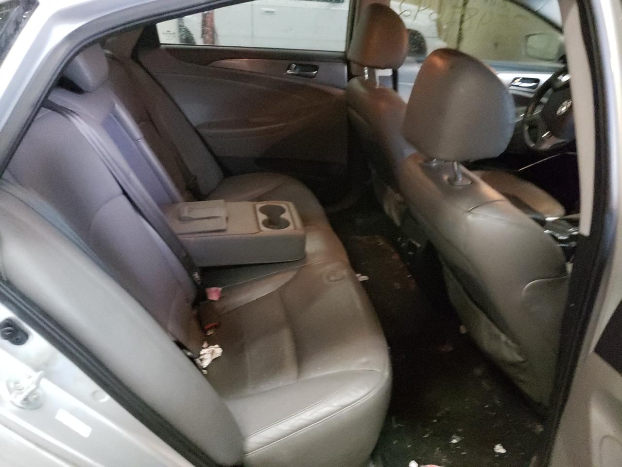 Photo 6 from auction – 2012 HYUNDAI SONATA HYB with VIN KMHEC4A42CA045795