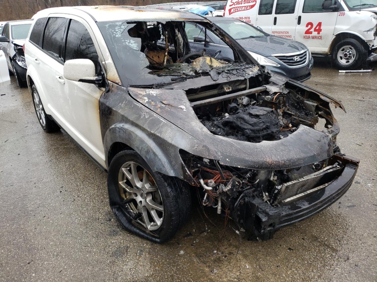 DODGE JOURNEY GT 2019 with VIN 3C4PDDEG8KT719941 - Photo from auction