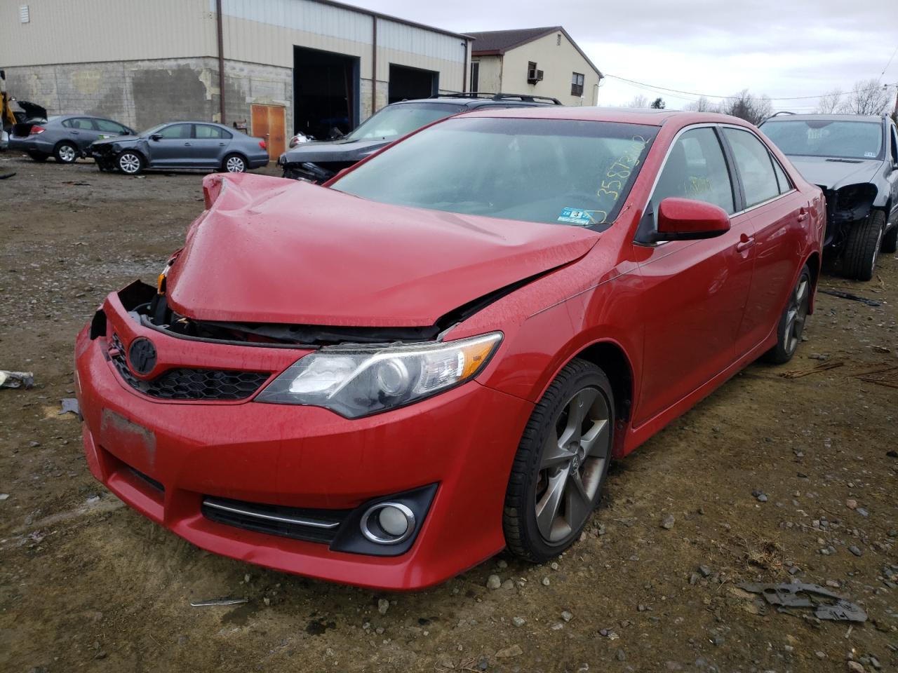 Фото 2 с аукциона – 2012 TOYOTA CAMRY BASE с VIN 4T1BF1FK3CU636720