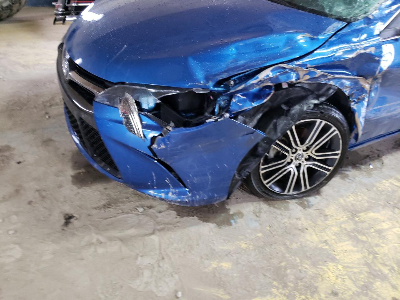 Photo 9 from auction – 2016 TOYOTA CAMRY LE with VIN 4T1BF1FK7GU537047