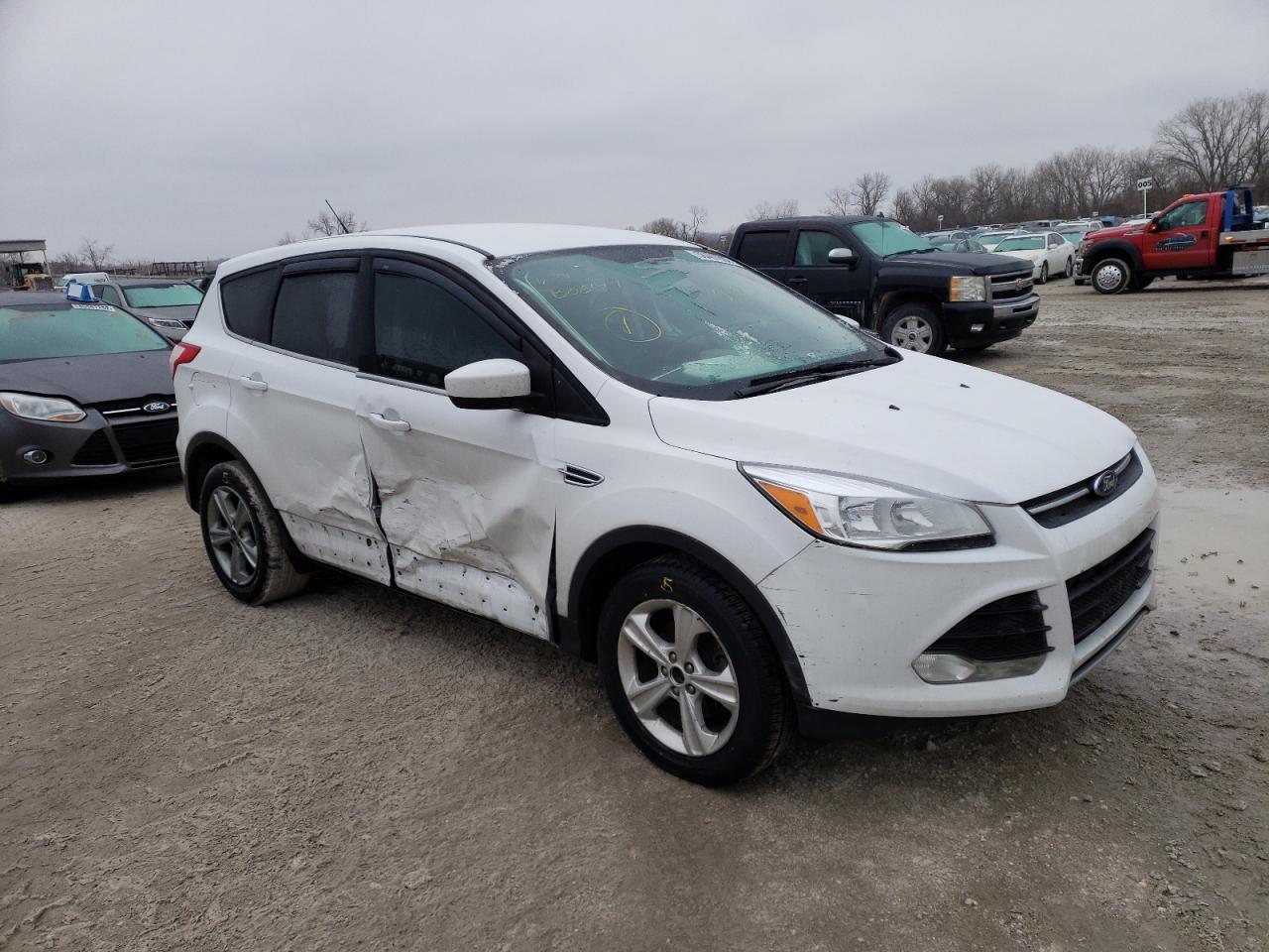 FORD ESCAPE SE 2015 with VIN 1FMCU0GX8FUB06147 - Photo from auction