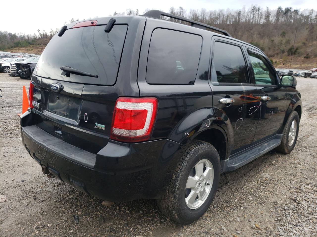 Photo 4 from auction – 2011 FORD ESCAPE XLT with VIN 1FMCU0DG9BKA31792