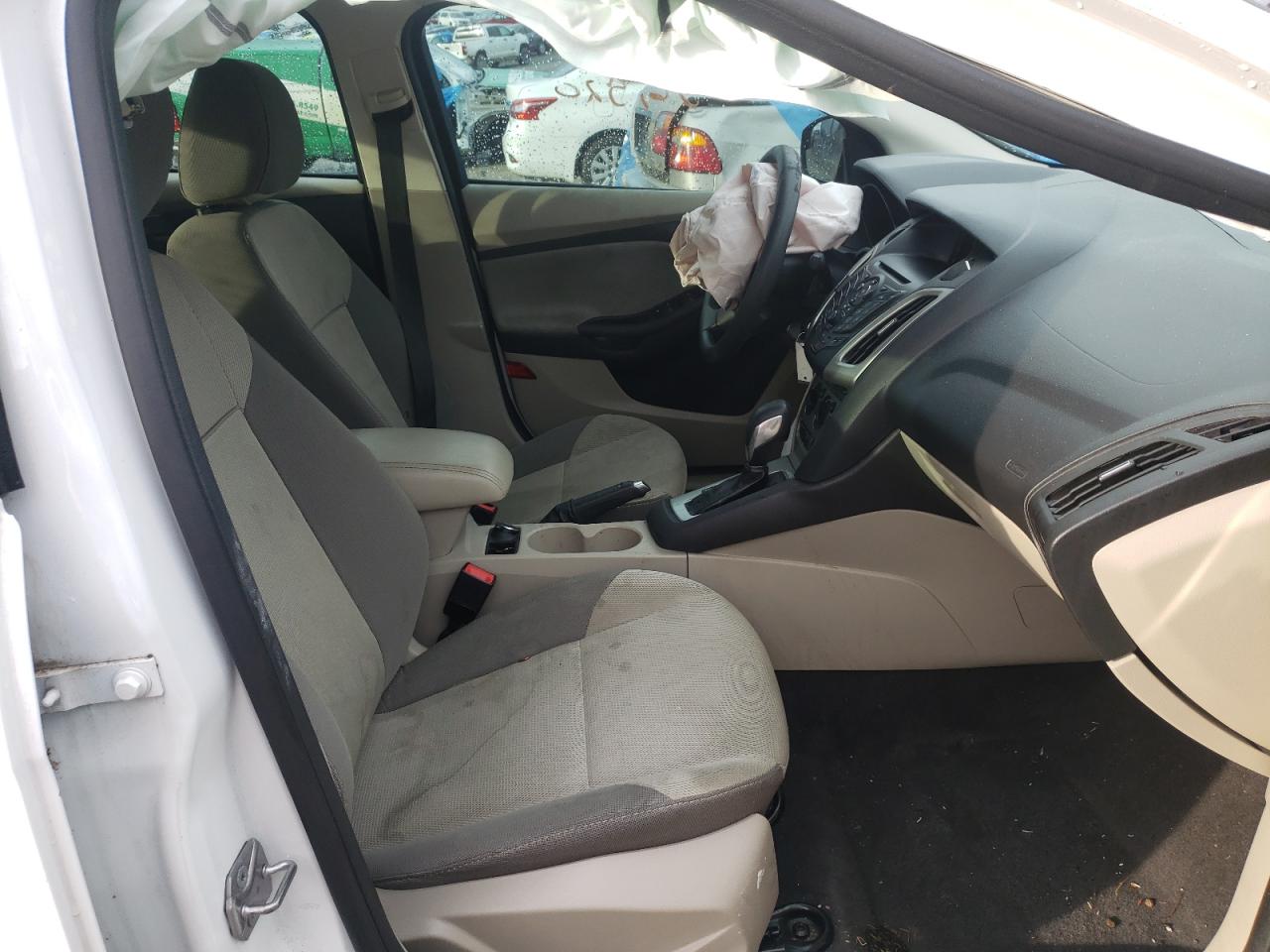 Photo 5 from auction – 2014 FORD FOCUS SE with VIN 1FADP3F28EL367196