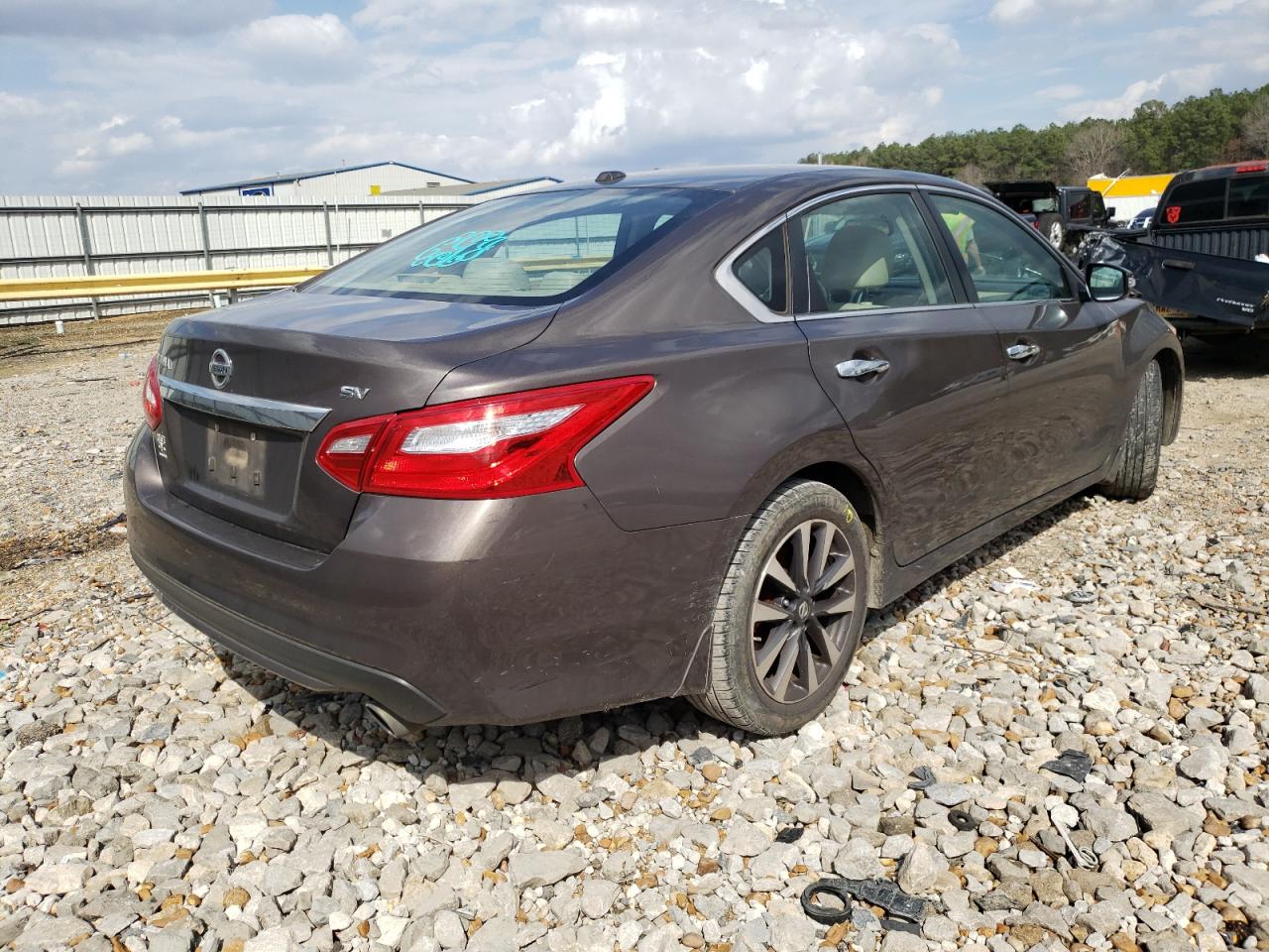 Photo 4 from auction – 2016 NISSAN ALTIMA 2.5 with VIN 1N4AL3AP0GC164503