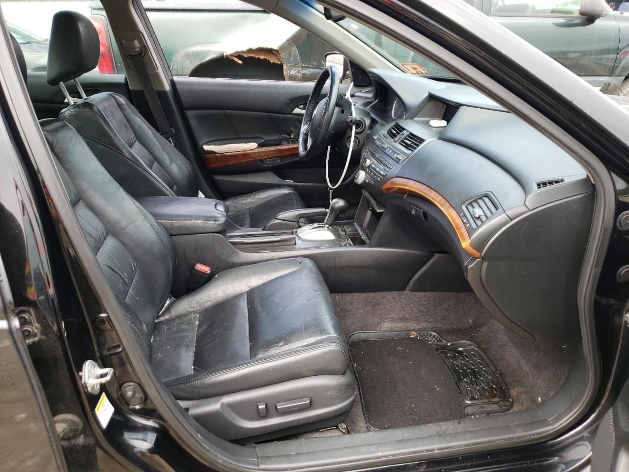 Photo 5 from auction – 2011 HONDA ACCORD EXL with VIN 1HGCP2F85BA038078