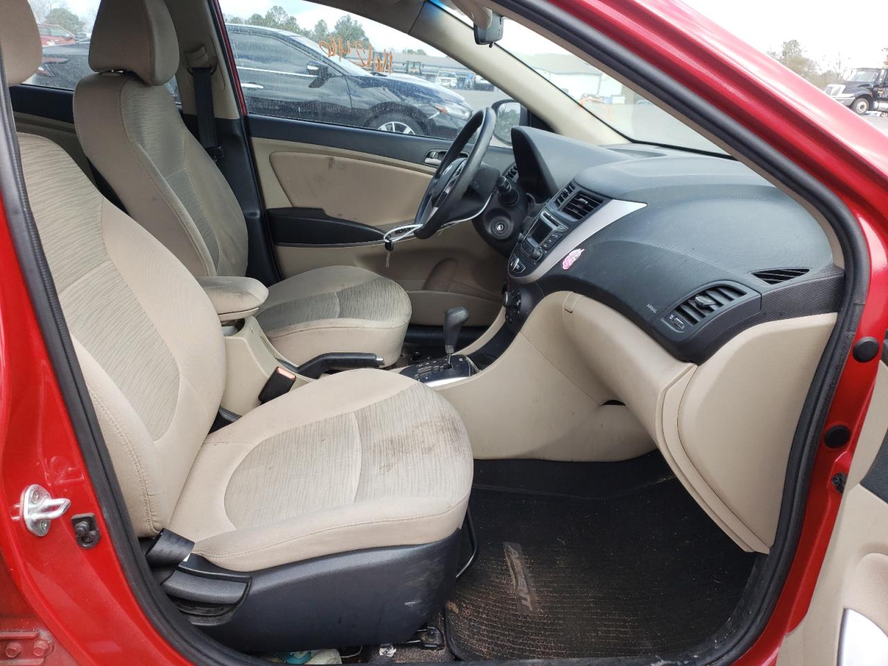 Photo 5 from auction – 2016 HYUNDAI ACCENT SE with VIN KMHCT4AE0GU016798