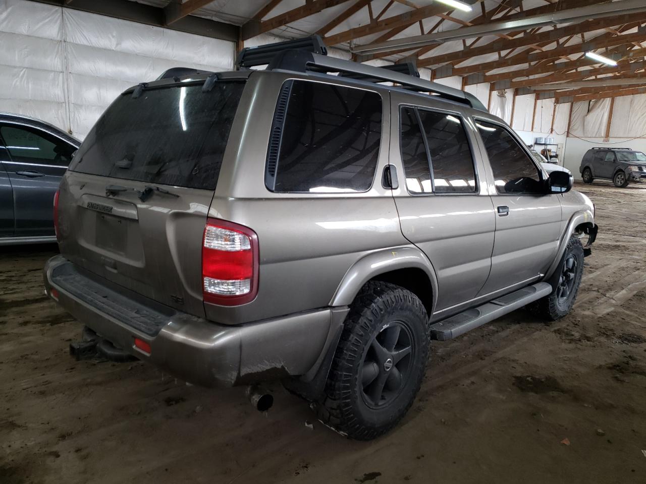 Photo 4 from auction – 2002 NISSAN PATHFINDER with VIN JN8DR09Y72W720285