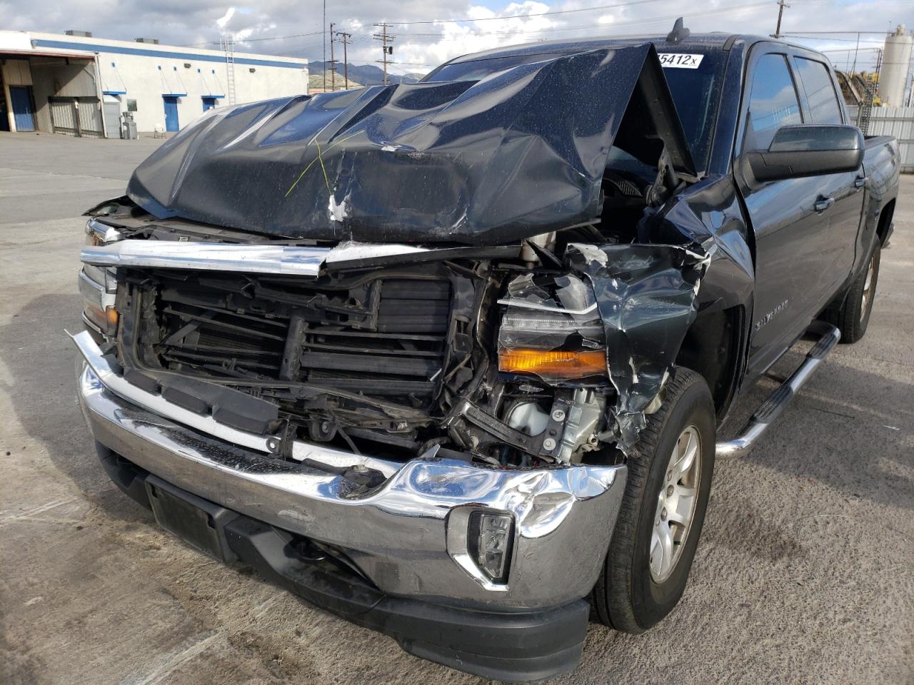 Photo 9 from auction – 2018 CHEVROLET SILVERADO with VIN 3GCUKREC4JG240569