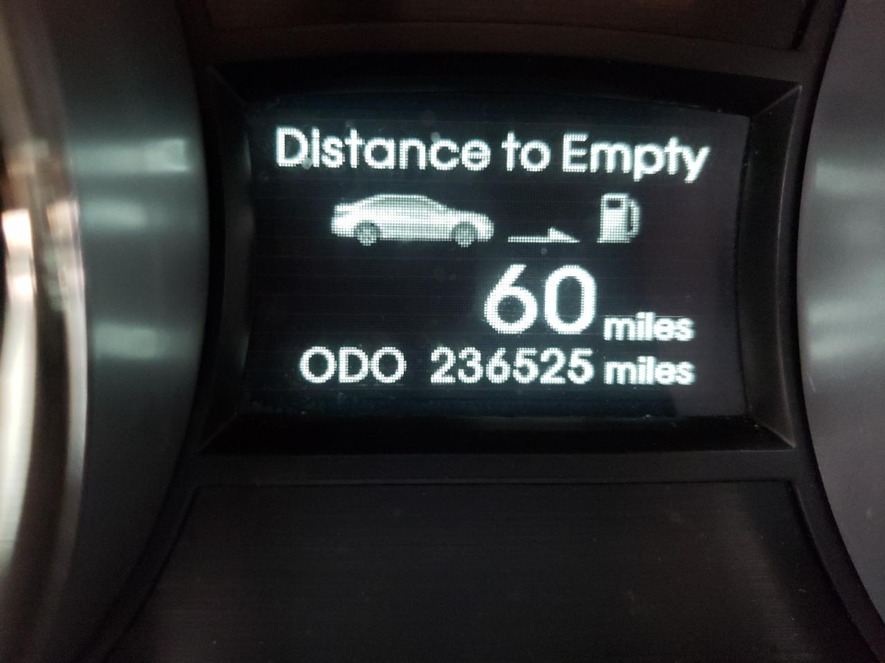 Photo 8 from auction – 2012 HYUNDAI SONATA SE with VIN 5NPEC4AC1CH477895