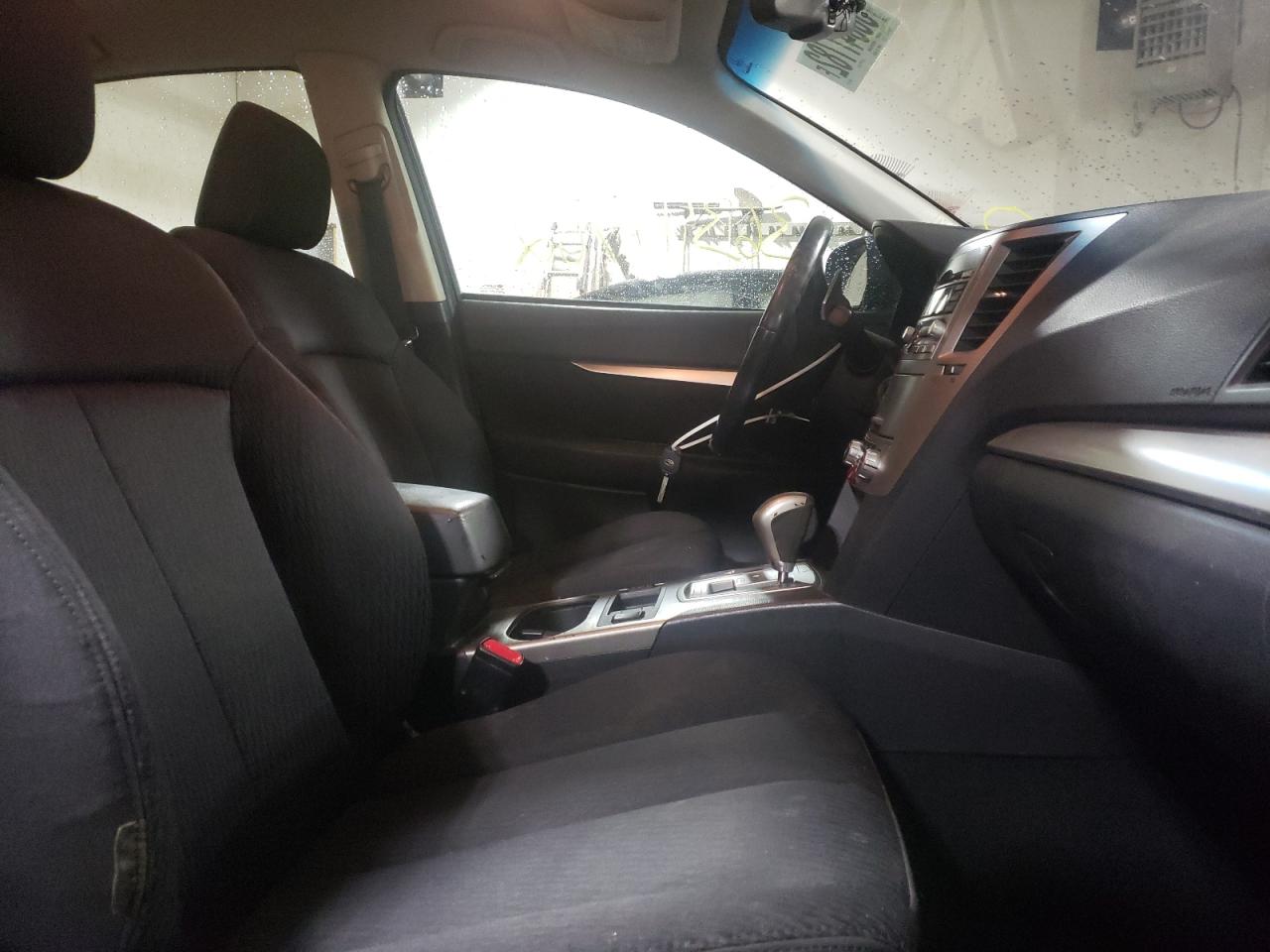 Photo 5 from auction – 2011 SUBARU LEGACY 2.5 with VIN 4S3BMCC69B3215019