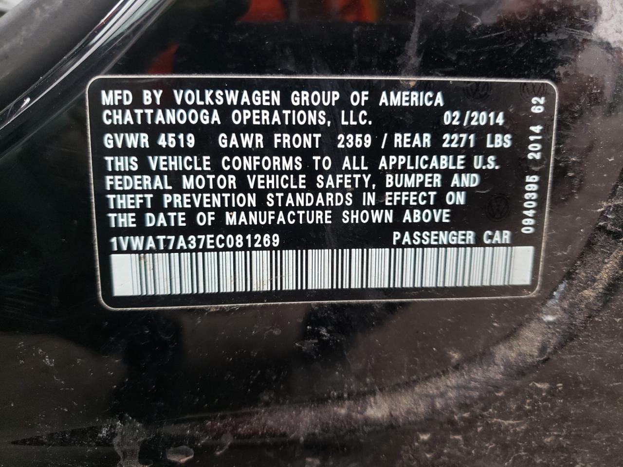 Photo 10 from auction – 2014 VOLKSWAGEN PASSAT S with VIN 1VWAT7A37EC081269