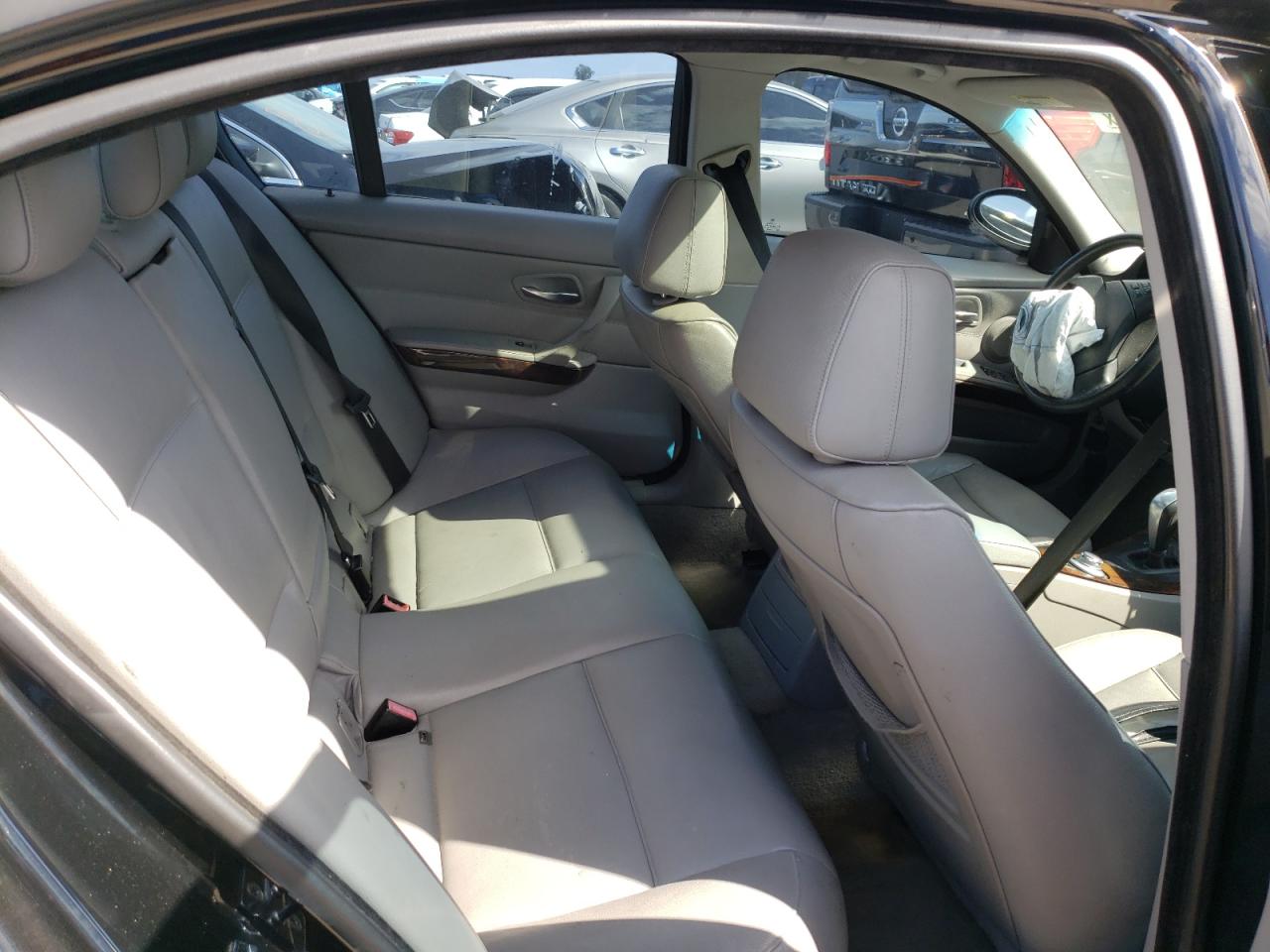 Photo 6 from auction – 2007 BMW 328 I with VIN WBAVA37547NL10247