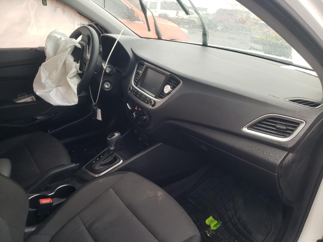 Photo 5 from auction – 2018 HYUNDAI ACCENT SE with VIN 3KPC24A36JE020981