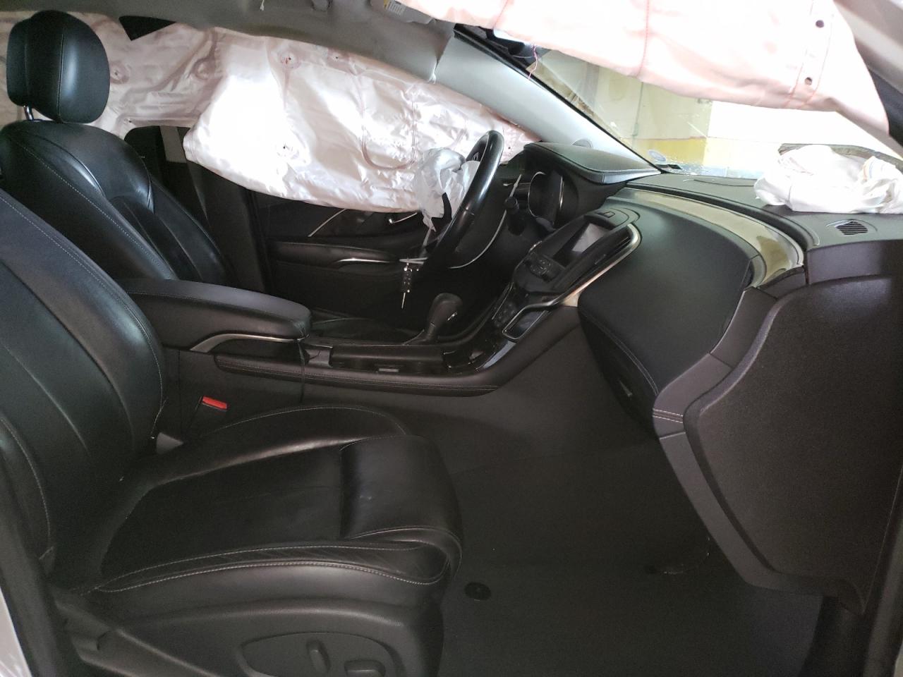 Photo 5 from auction – 2014 BUICK LACROSSE with VIN 1G4GB5G39EF209503