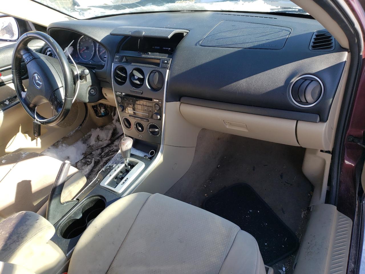 Photo 9 from auction – 2008 MAZDA 6 I with VIN 1YVHP80C185M45055
