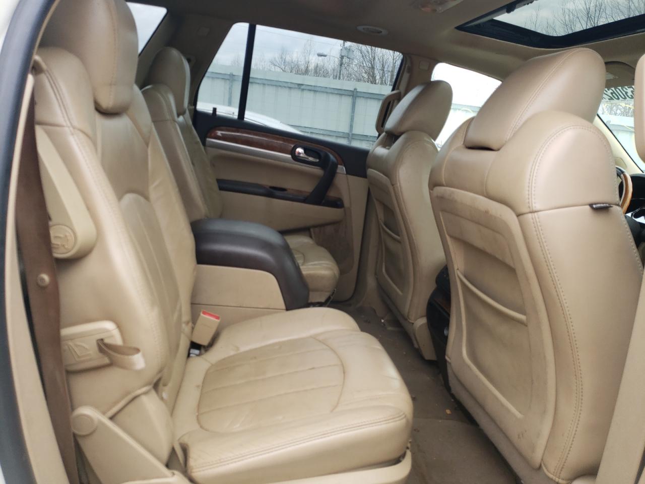 Photo 6 from auction – 2010 BUICK ENCLAVE CX with VIN 5GALVCED6AJ139638