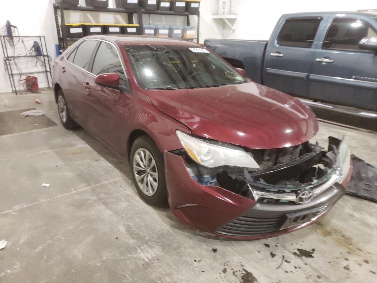 Photo 1 from auction – 2017 TOYOTA CAMRY LE with VIN 4T1BF1FK3HU666484
